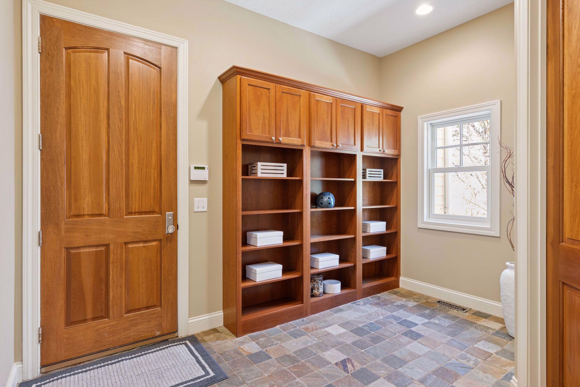 5912 Vernon Avenue South - Spacecrafting - 0098.jpg