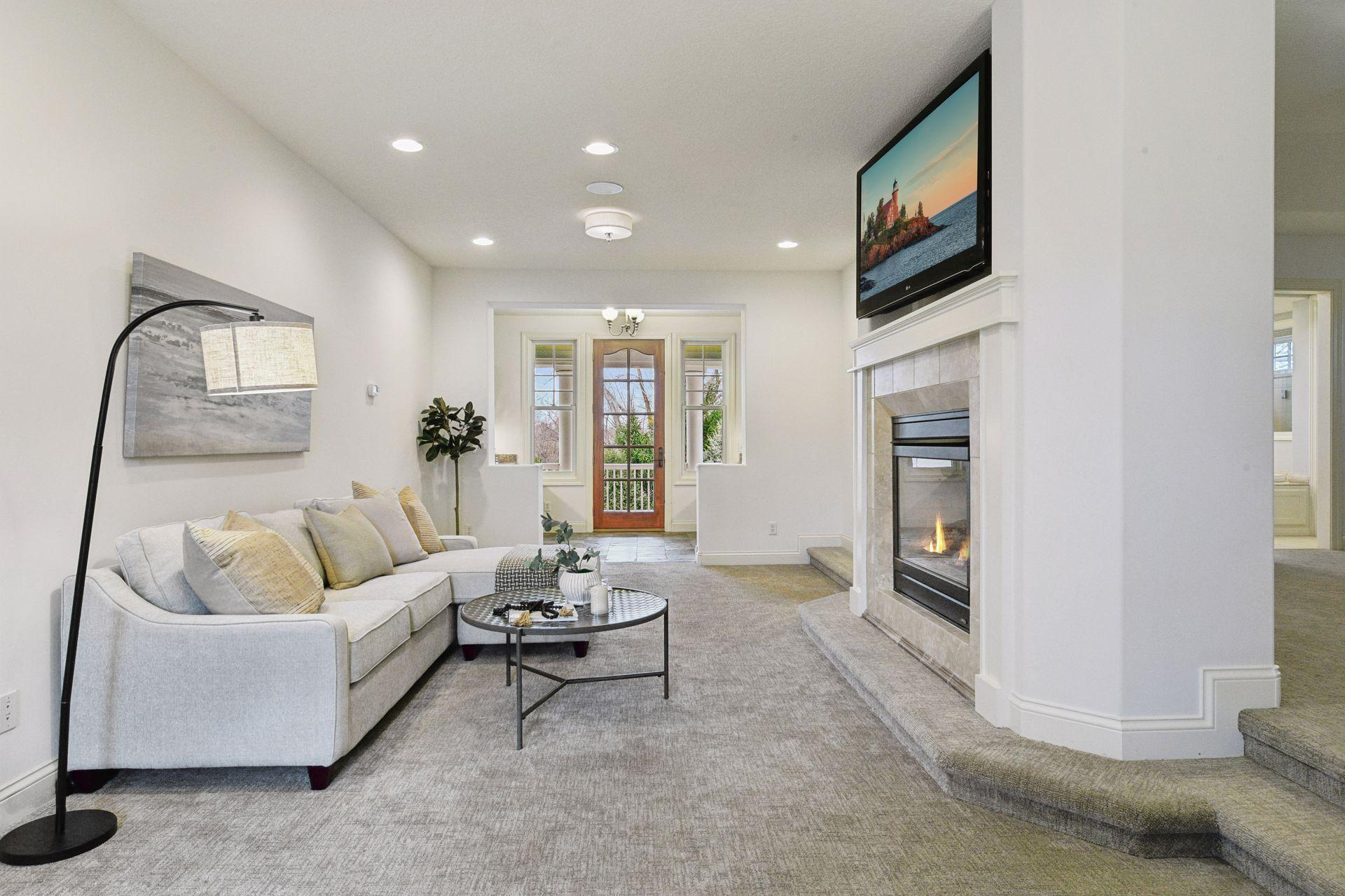 5912 Vernon Avenue South - Spacecrafting - 0035.jpg