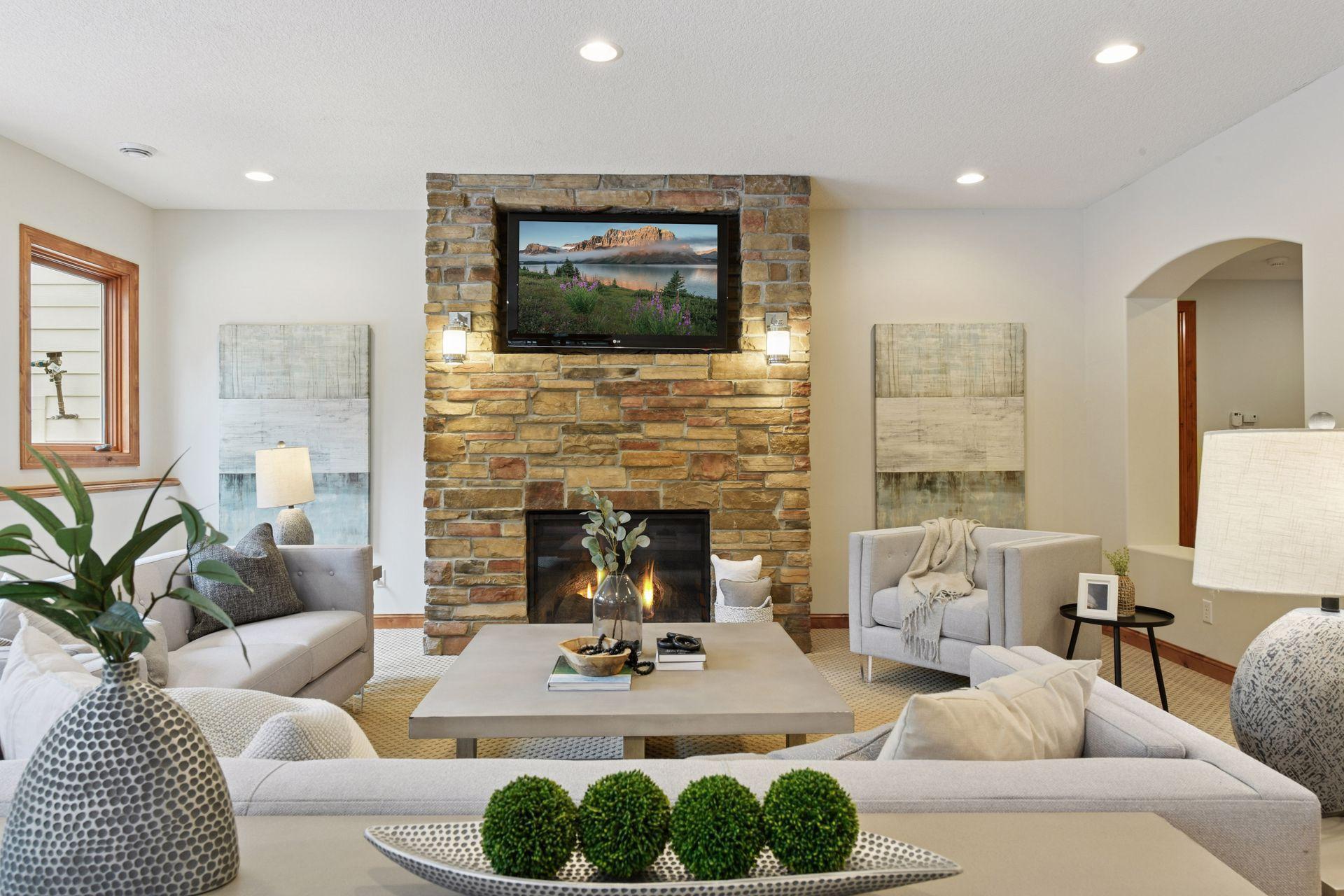 5912 Vernon Avenue South - Spacecrafting - 0052.jpg