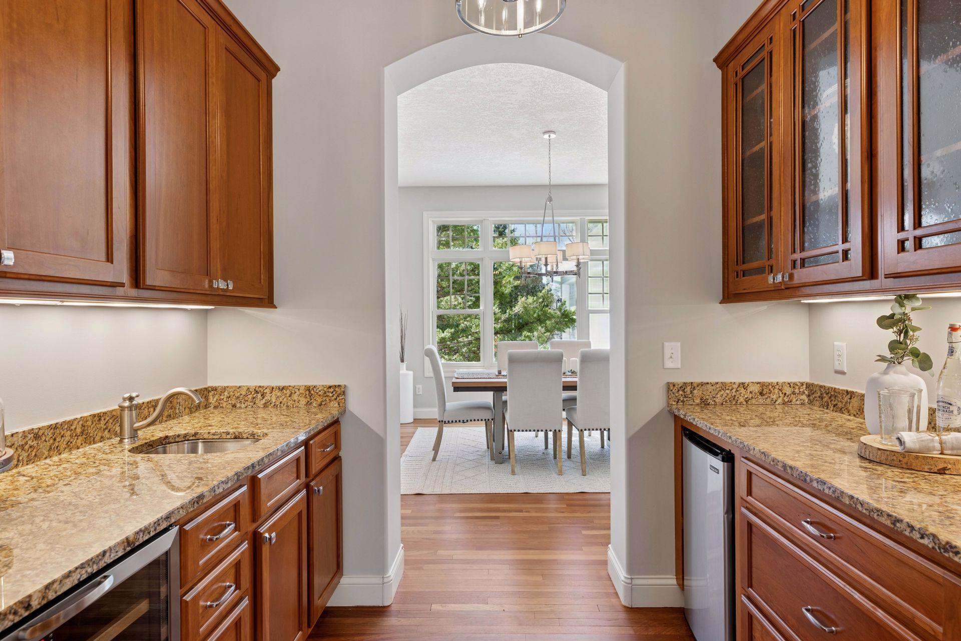 5912 Vernon Avenue South - Spacecrafting - 0081.jpg