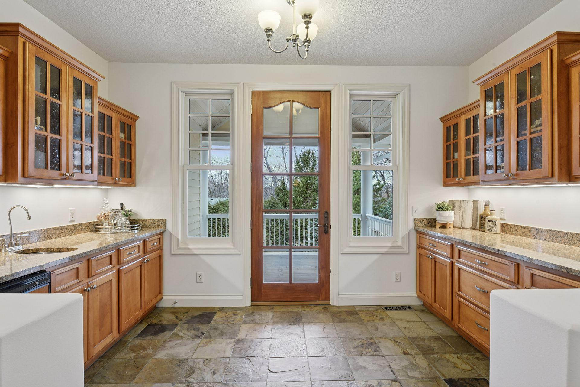 5912 Vernon Avenue South - Spacecrafting - 0036.jpg