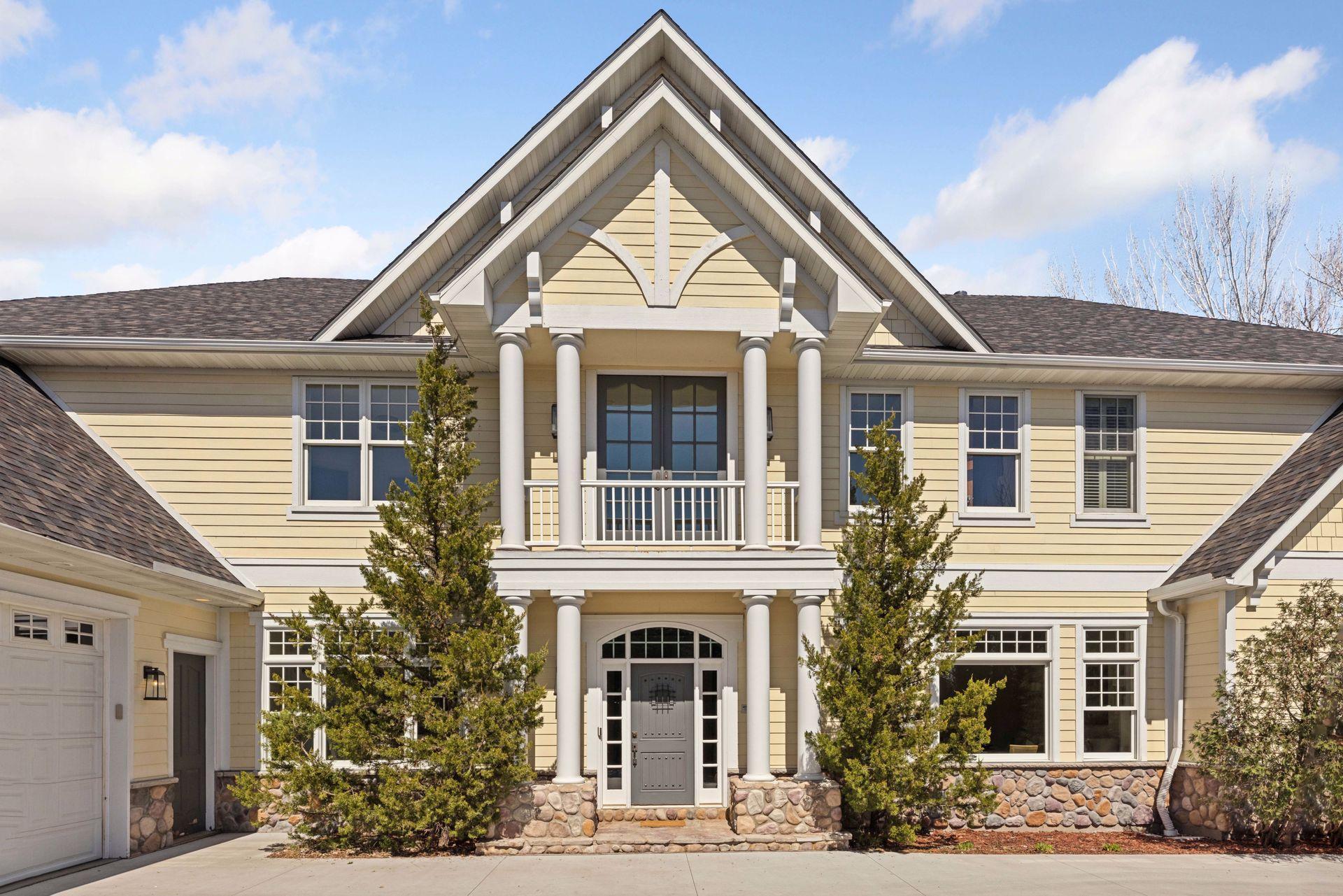 5912 Vernon Avenue South - Spacecrafting - 0068.jpg