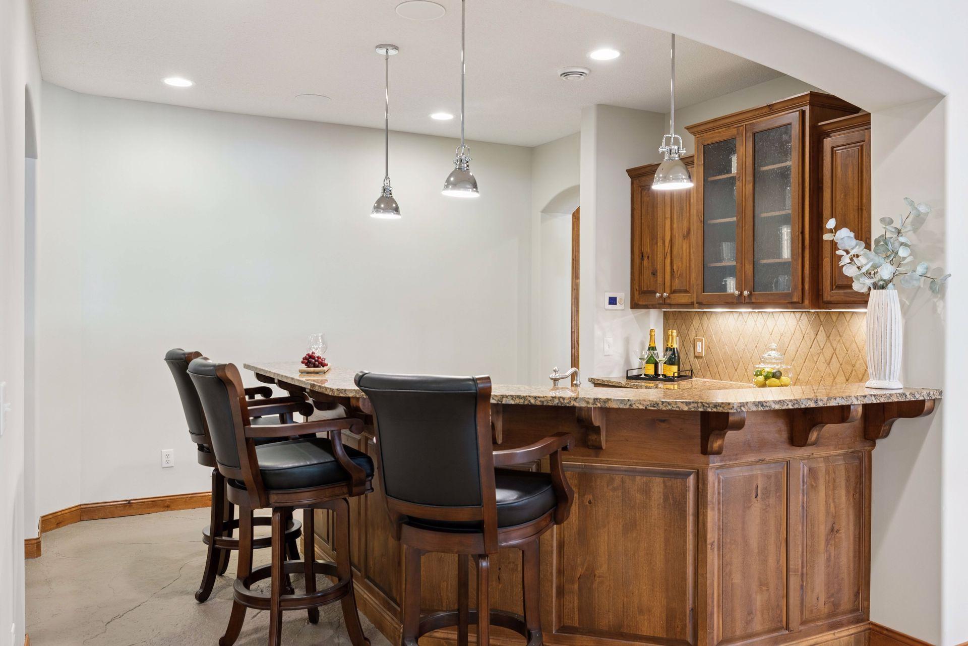 5912 Vernon Avenue South - Spacecrafting - 0138.jpg