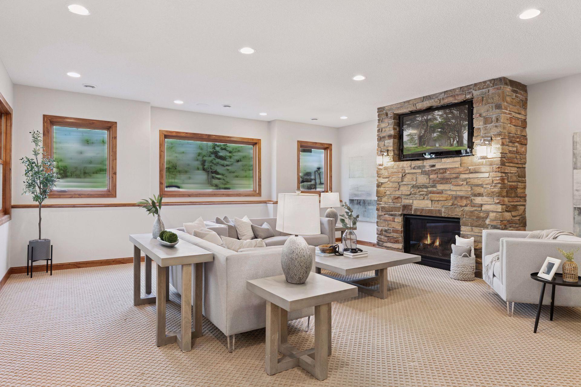 5912 Vernon Avenue South - Spacecrafting - 0135.jpg