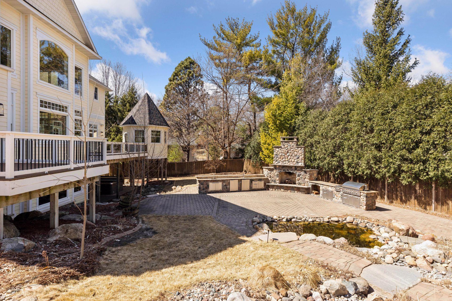 5912 Vernon Avenue South - Spacecrafting - 0167.jpg