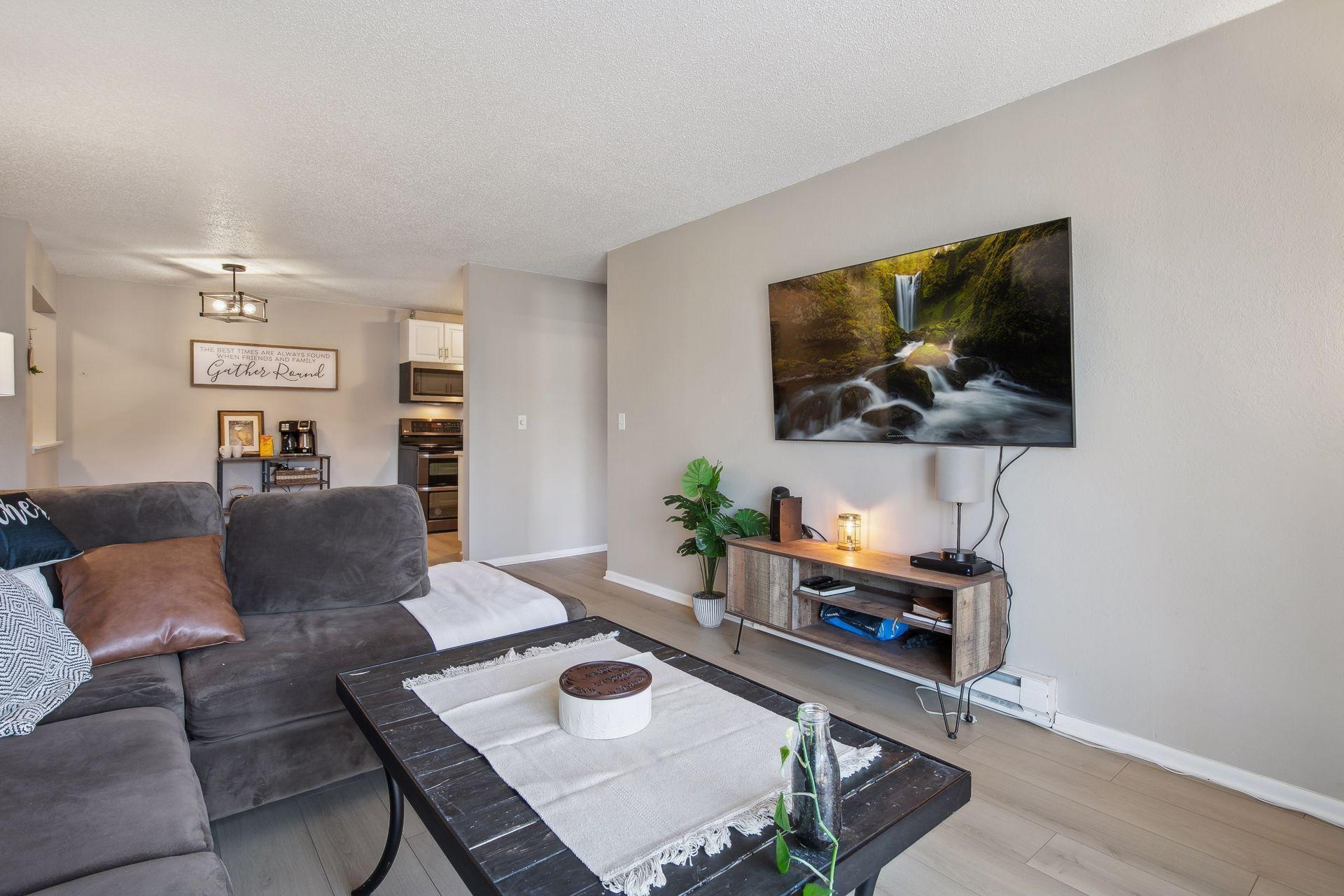 The large greatroom space offers loads of furnishing opportunities