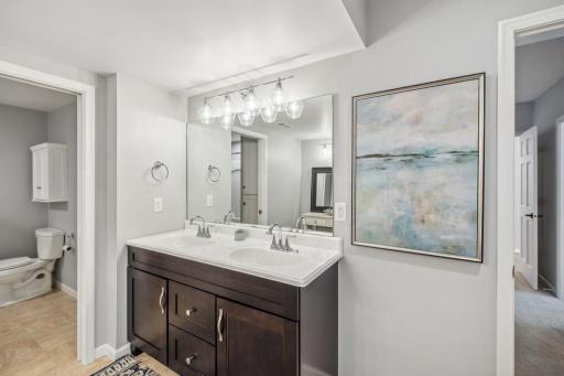 420 Emerald Lane, Saint Paul, MN 55115