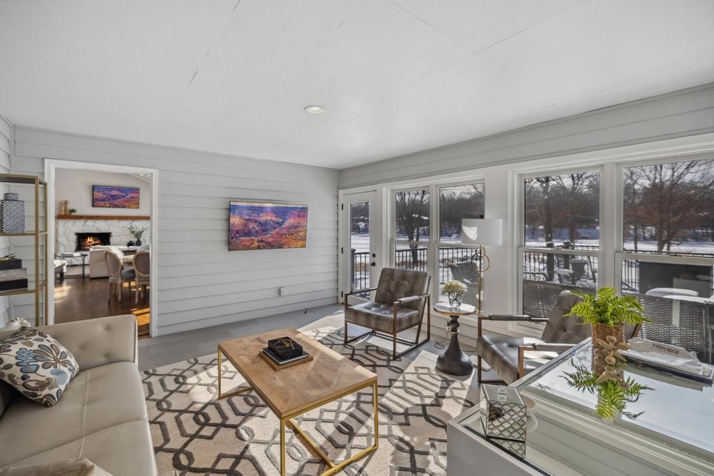 Currently used as a home office, it offers flexibility, making it perfect for whatever suits your lifestyle — whether it’s a reading nook, a yoga studio or a just place to relax.