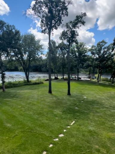 420 Emerald Lane, Saint Paul, MN 55115