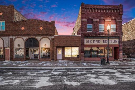 112 W Main Street, Pipestone, MN 56164