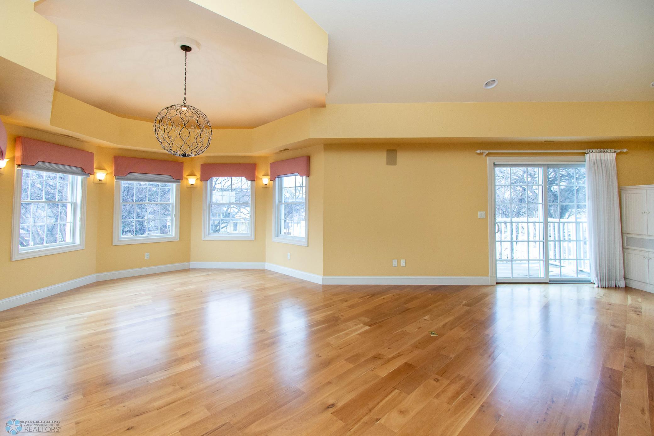 Open Living/Dining Area