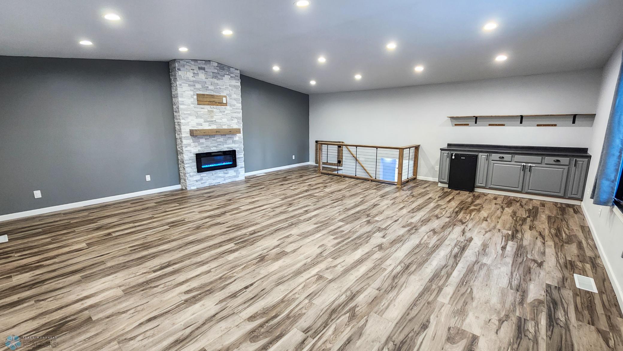 Huge Family Room Above Garage