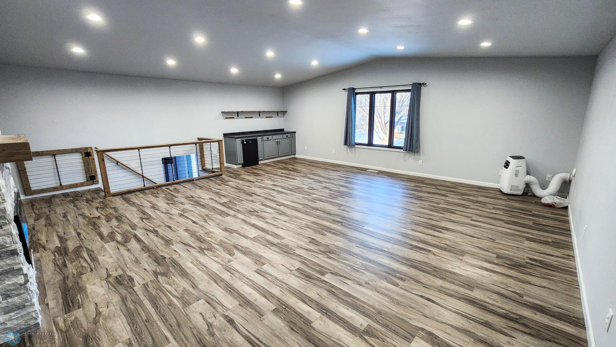 Huge Family Room Above Garage