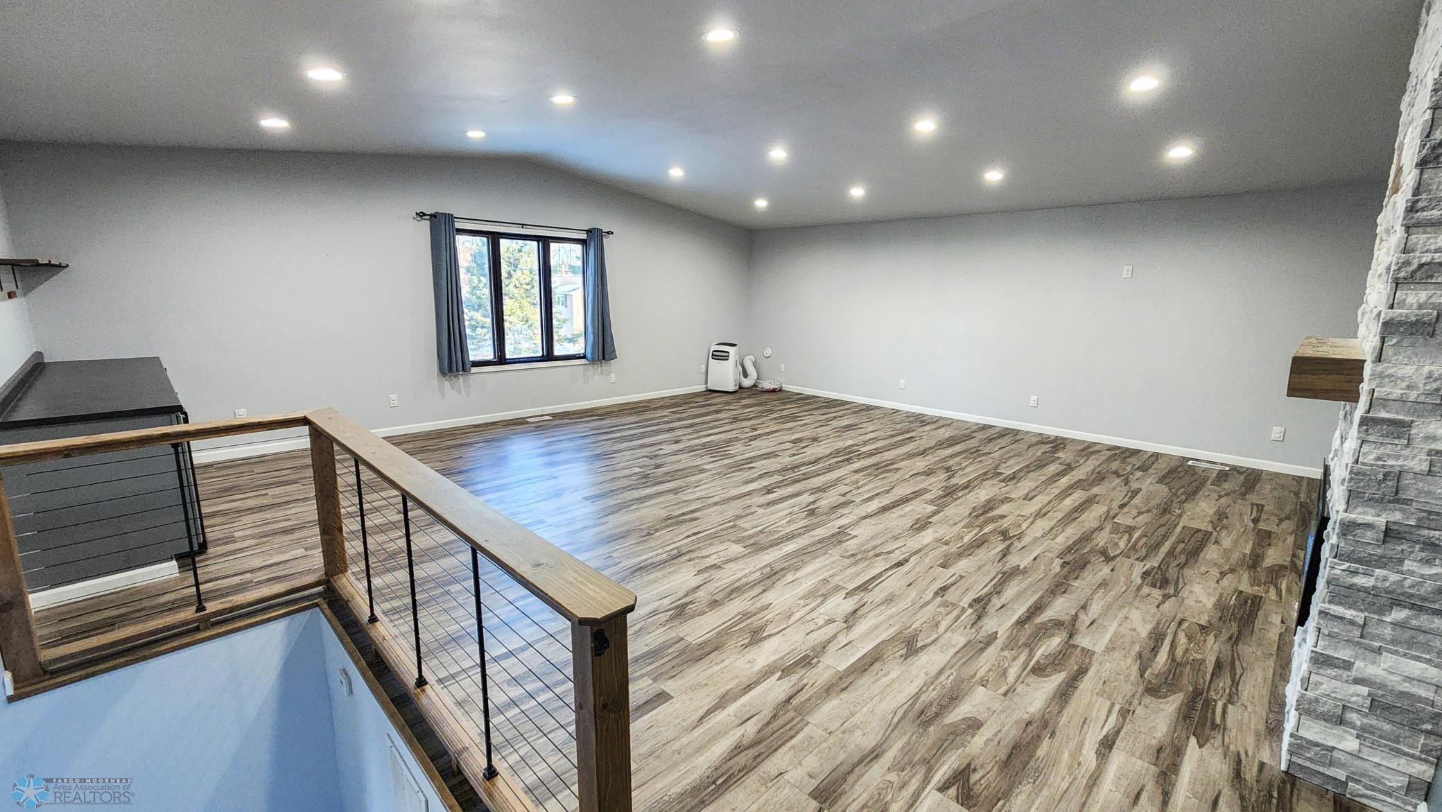 Huge Family Room Above Garage
