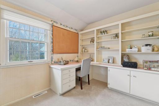 17901 Maple Hill Road, Wayzata, MN 55391