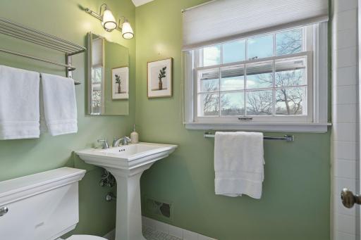 17901 Maple Hill Road, Wayzata, MN 55391