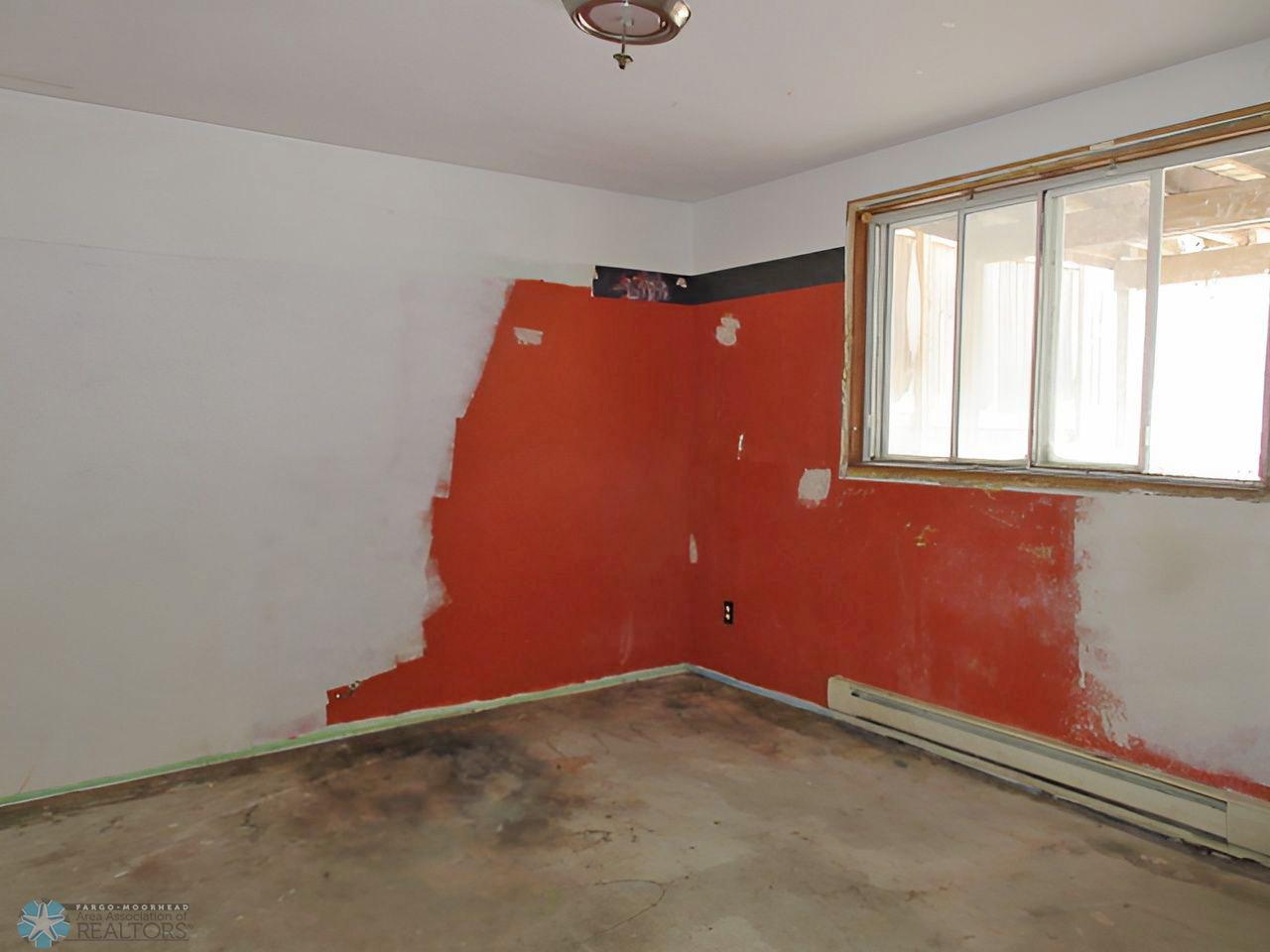 Lower Bedroom 2