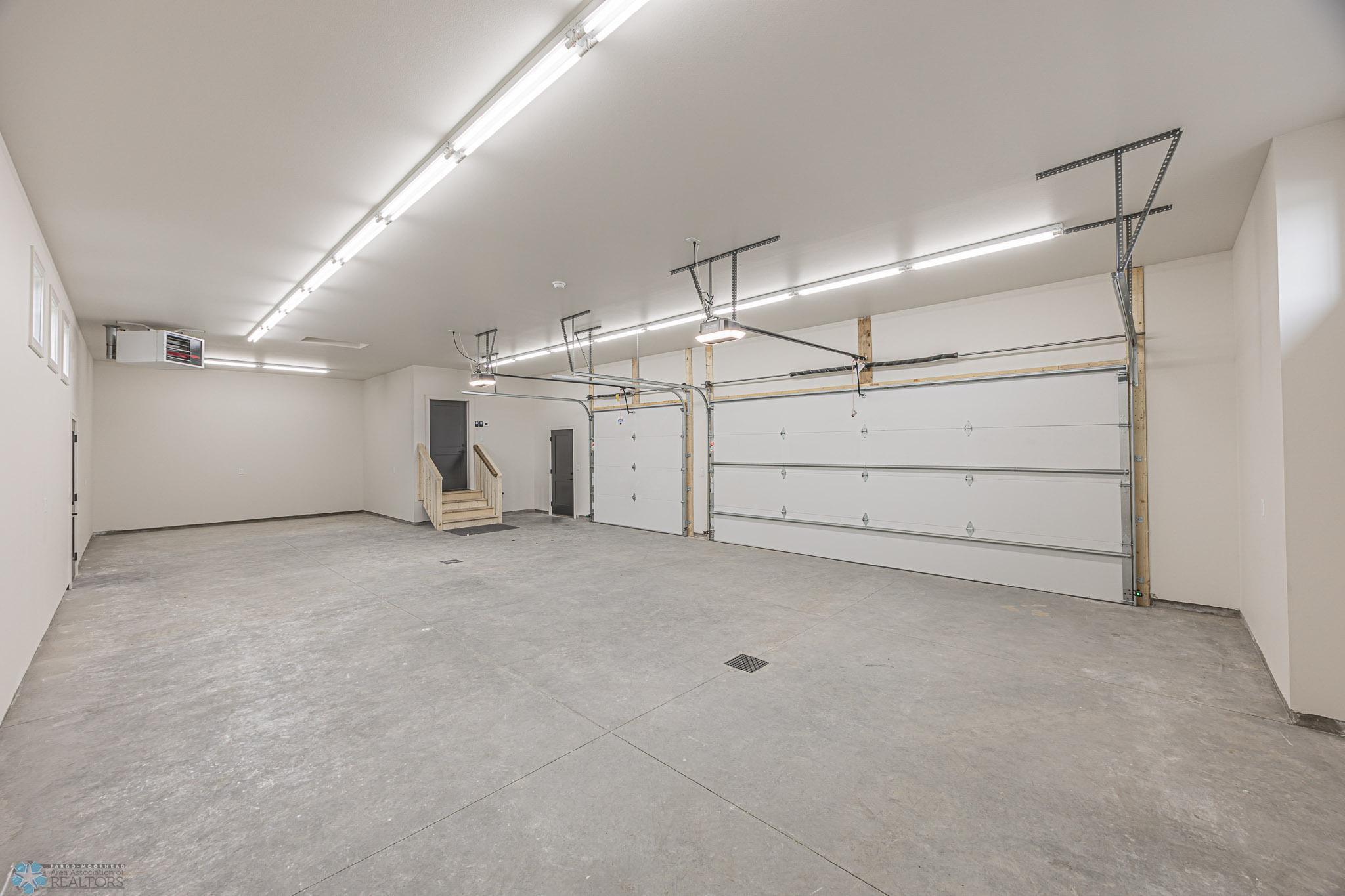301 25th Ave E West Fargo-76.jpg