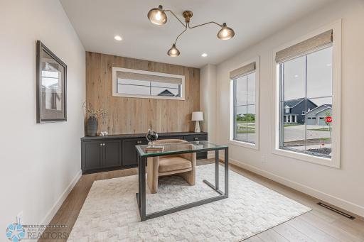 301 25th Avenue E, West Fargo, ND 58078