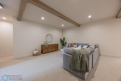 301 25th Avenue E, West Fargo, ND 58078