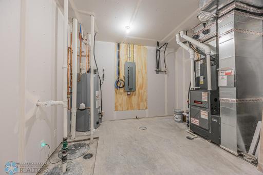 301 25th Avenue E, West Fargo, ND 58078