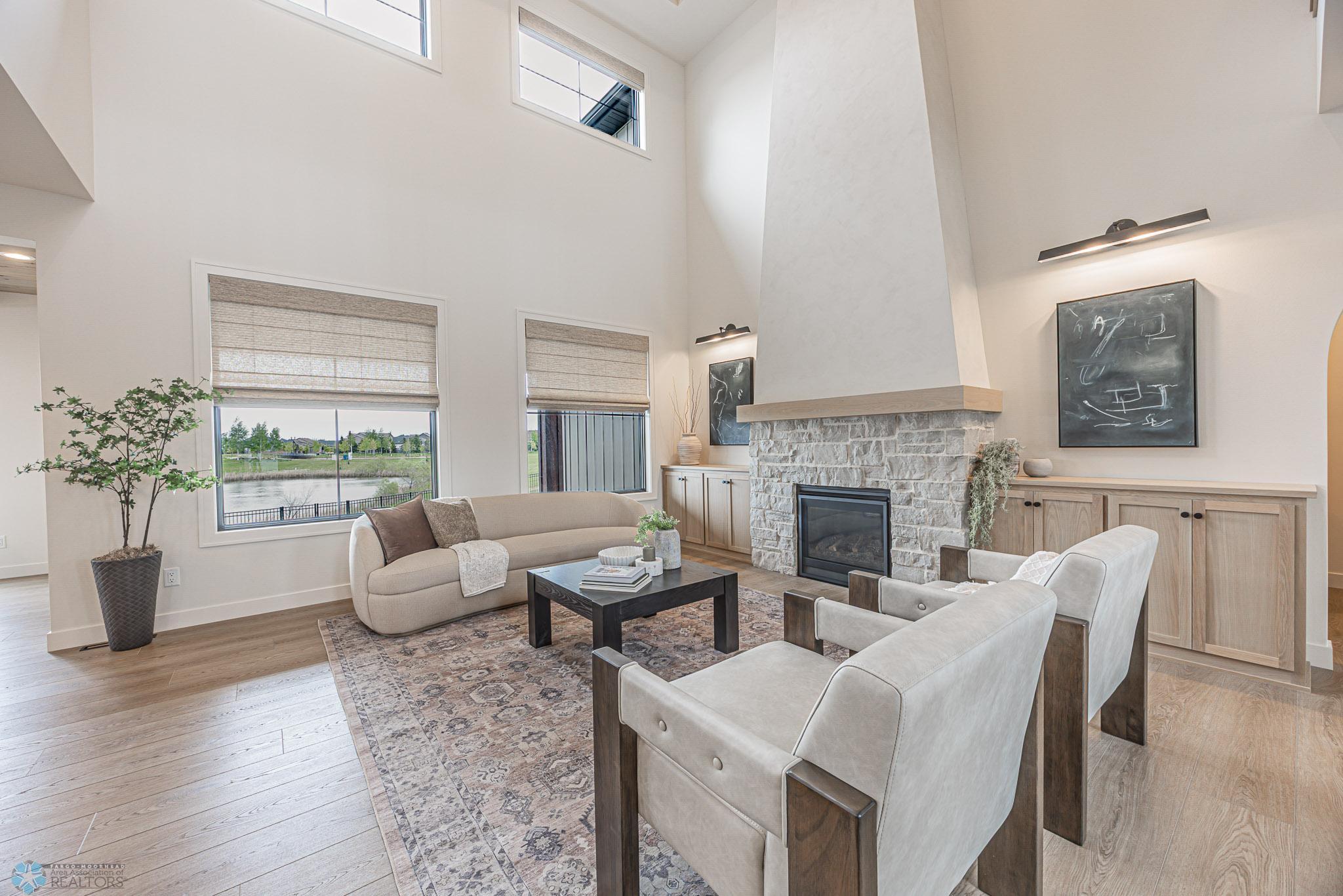 301 25th Ave E West Fargo-6.jpg