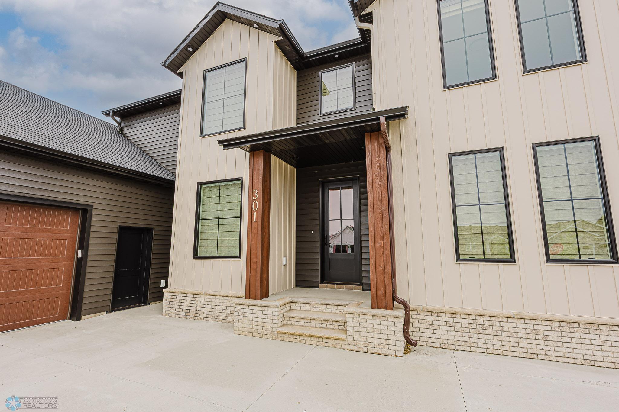 301 25th Ave E West Fargo-78.jpg