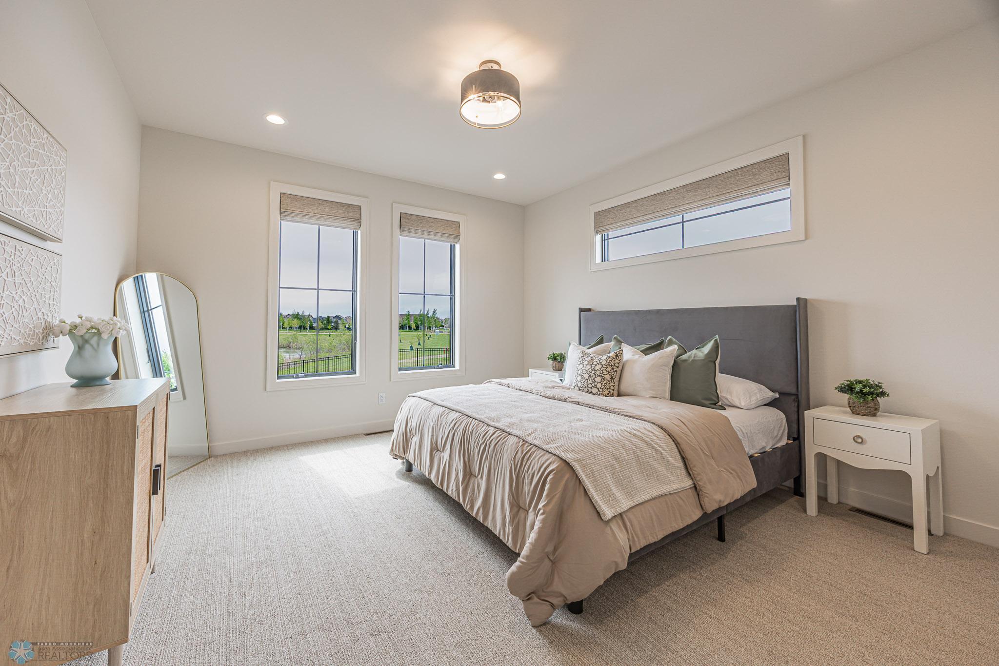 301 25th Ave E West Fargo-22.jpg