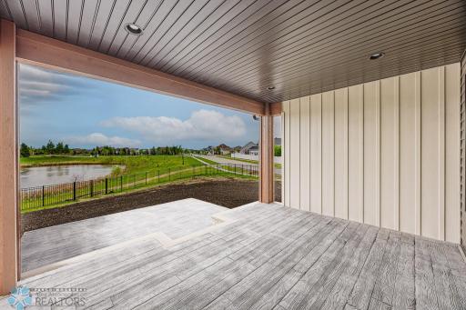 301 25th Avenue E, West Fargo, ND 58078