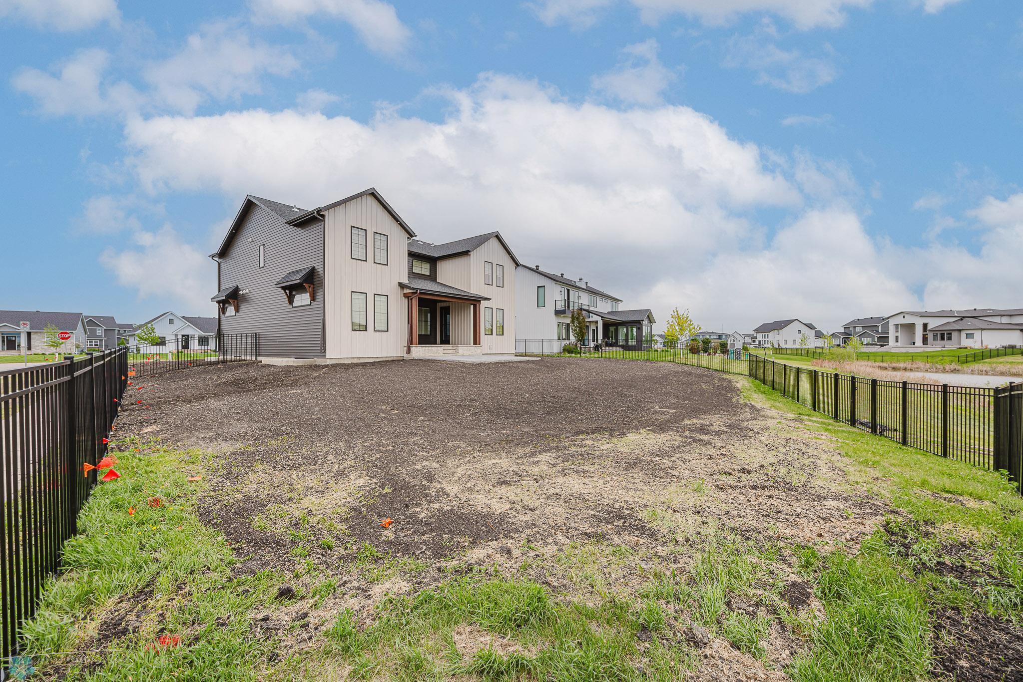 301 25th Ave E West Fargo-71.jpg
