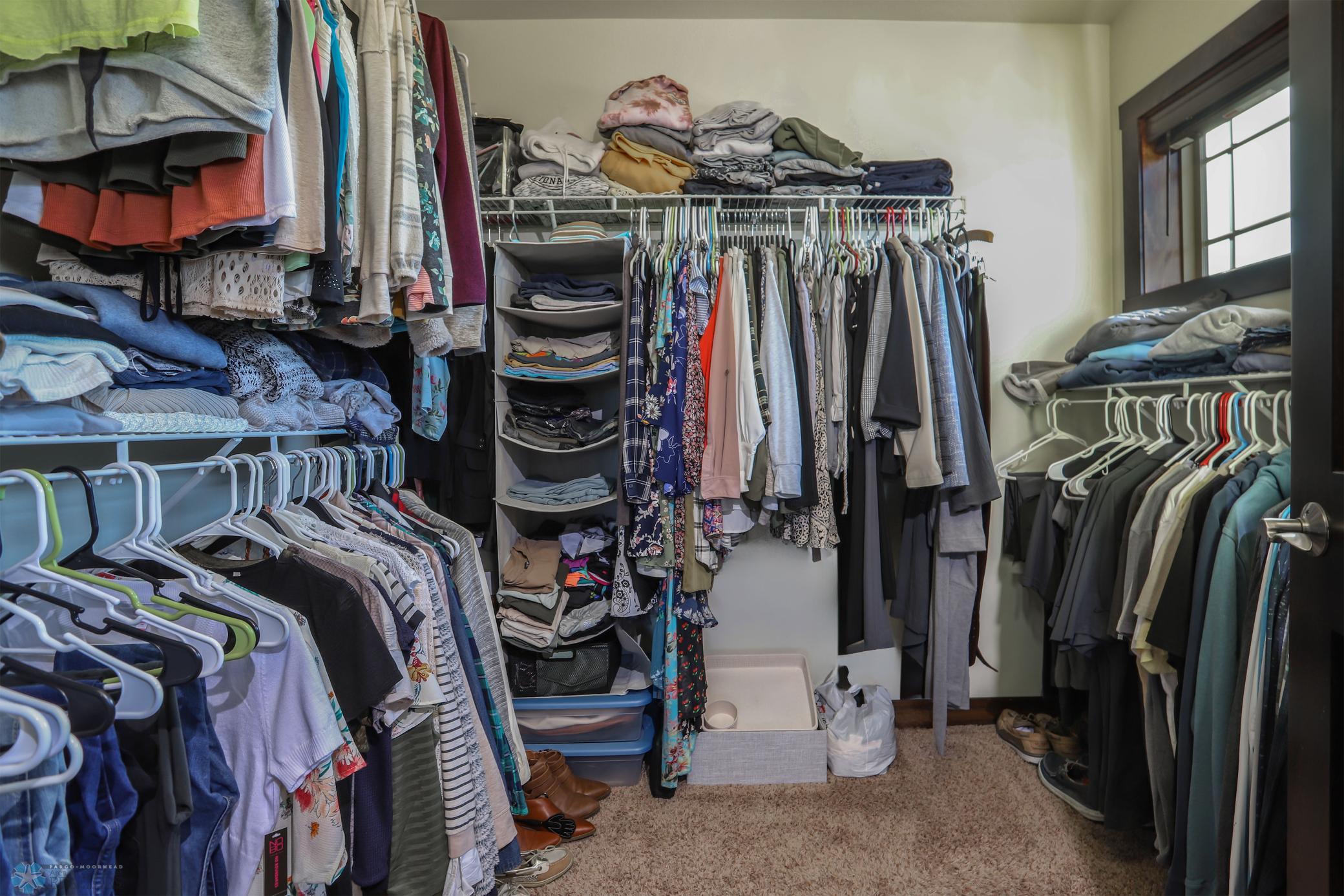 walk-in closet