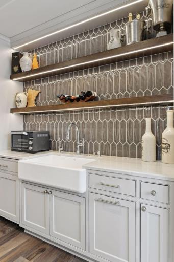 2nd sink and dishwasher