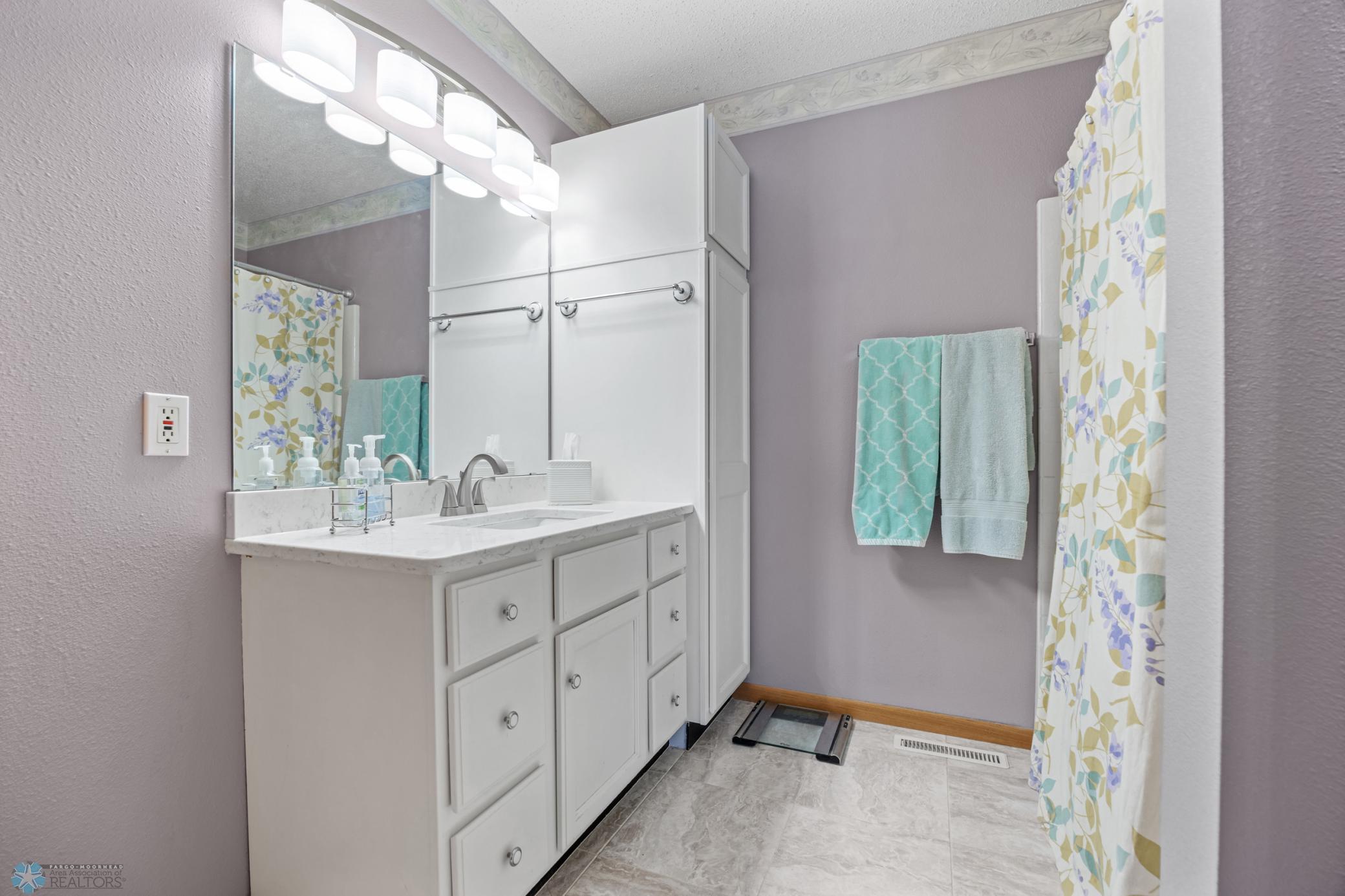 Upper Bathroom