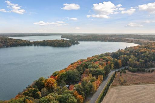 Just 7 minutes from the scenic trails and charming shops of Taylors Falls and a short drive to Balsam Lakeâs local dining and boutique shopping.