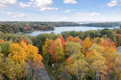 Only an hour from the Twin Cities, this tranquil cabin is as accessible as it is peaceful, letting you enjoy lakeside living anytime you choose.