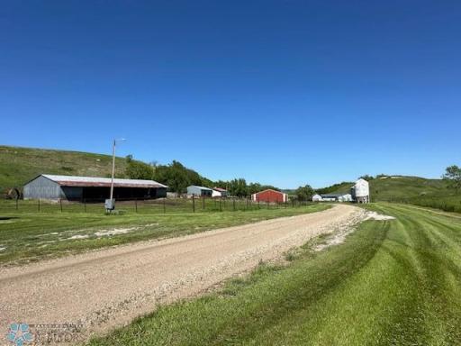Valley City, ND 58072