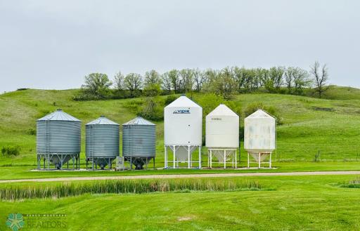 Valley City, ND 58072