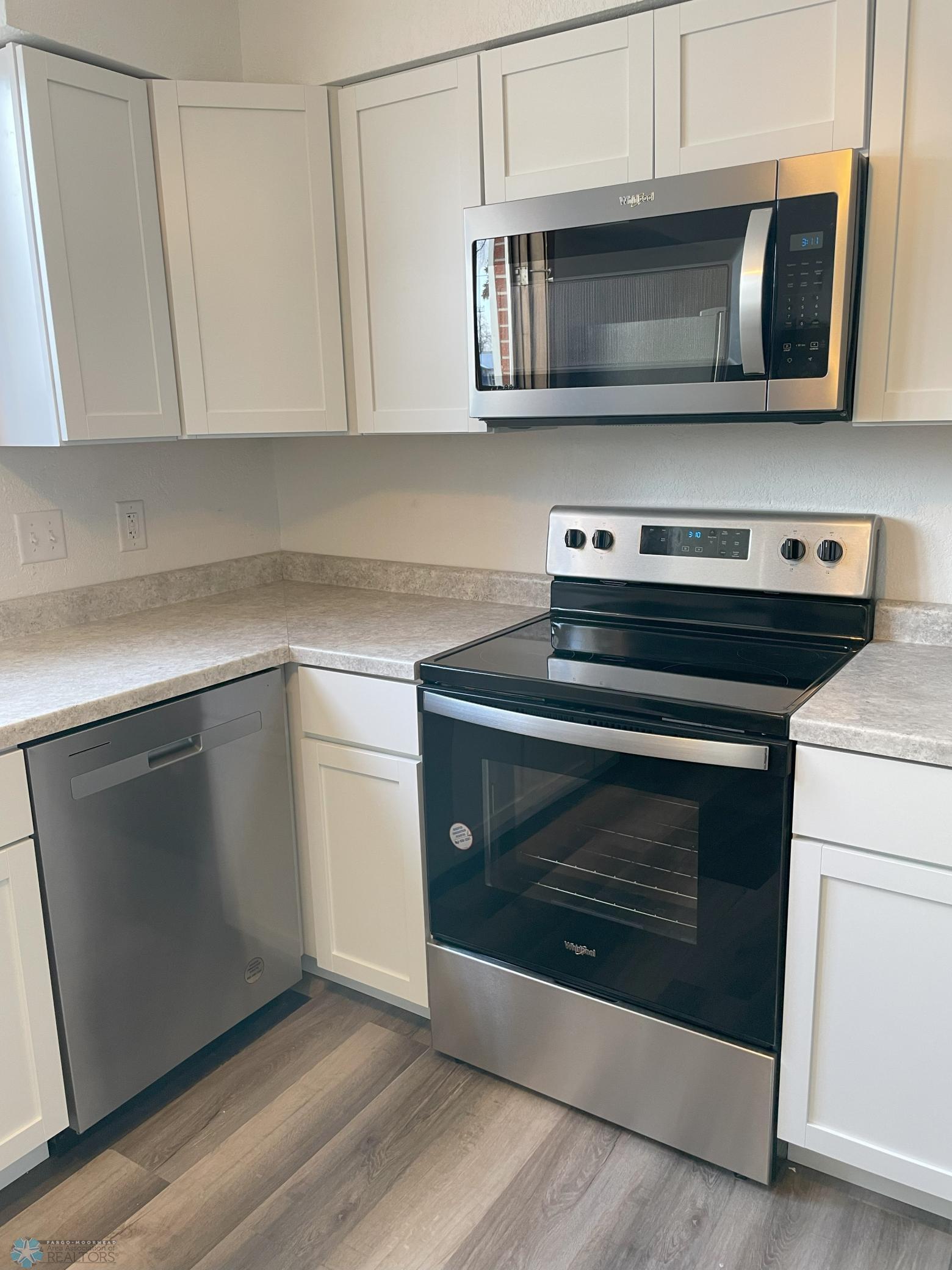 New Stove and Microwave.jpg