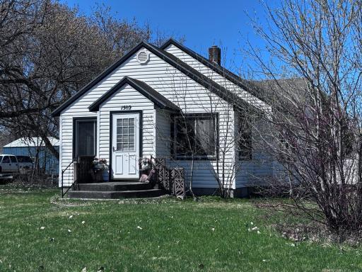 1502 2nd Avenue E, International Falls, MN 56649
