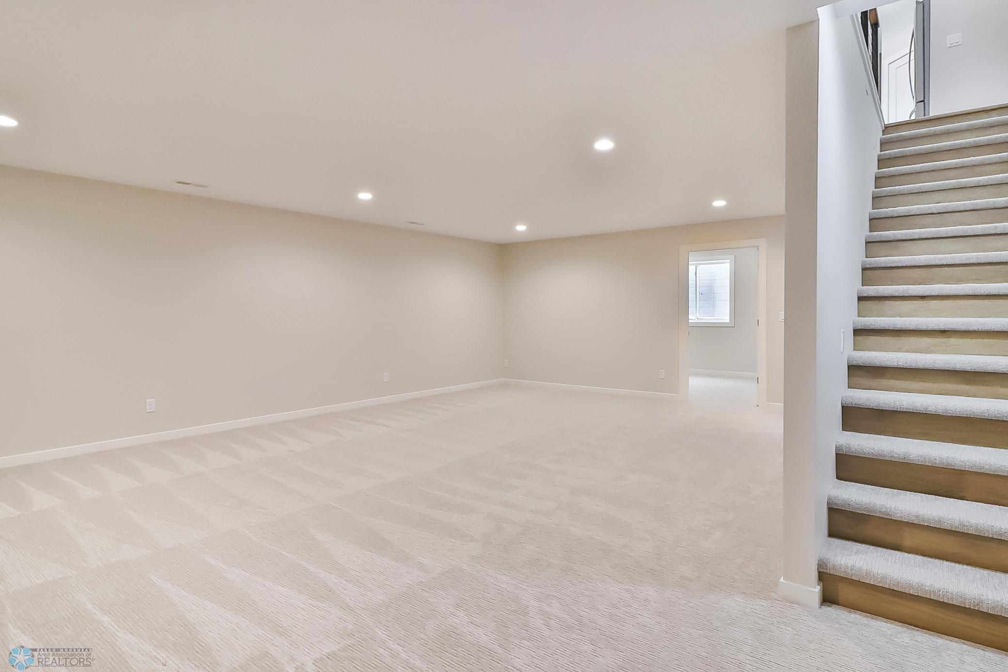 34Basement1_0.jpg
