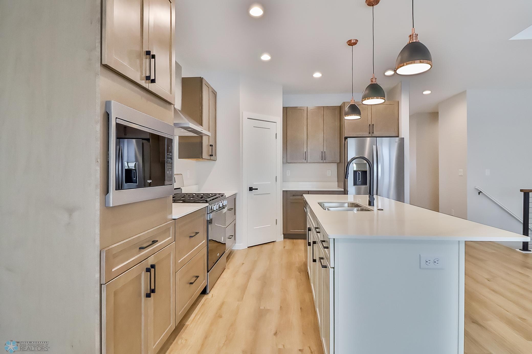 18Kitchen1_3.jpg