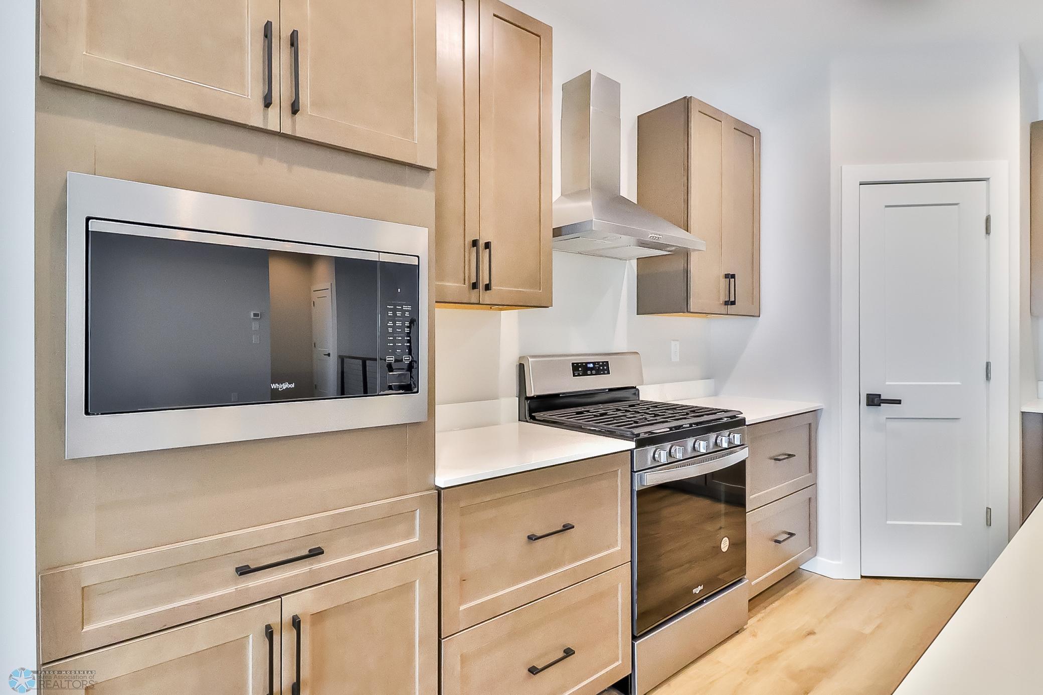21Kitchen1_6.jpg