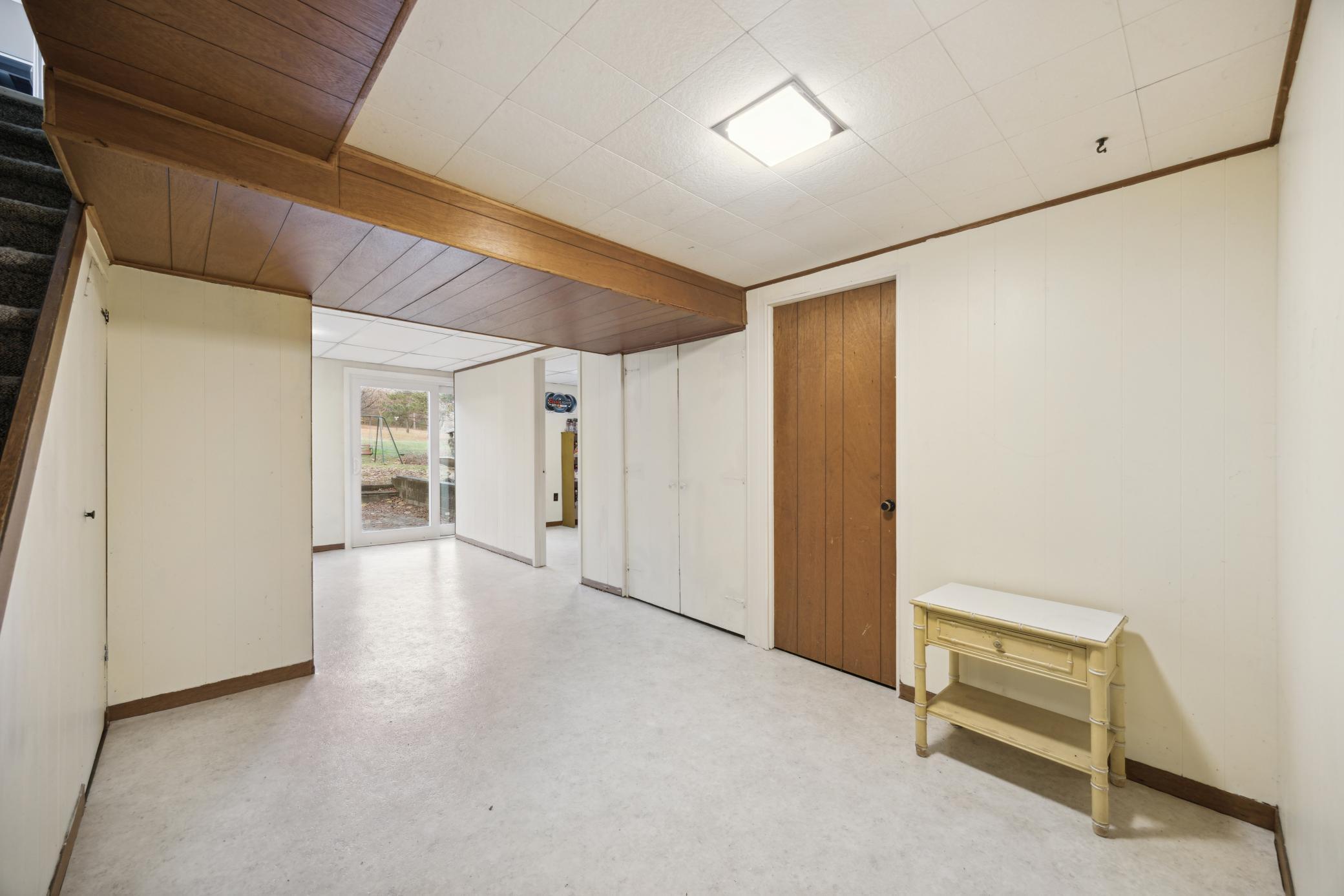 Lower level family room. View from the stairway.