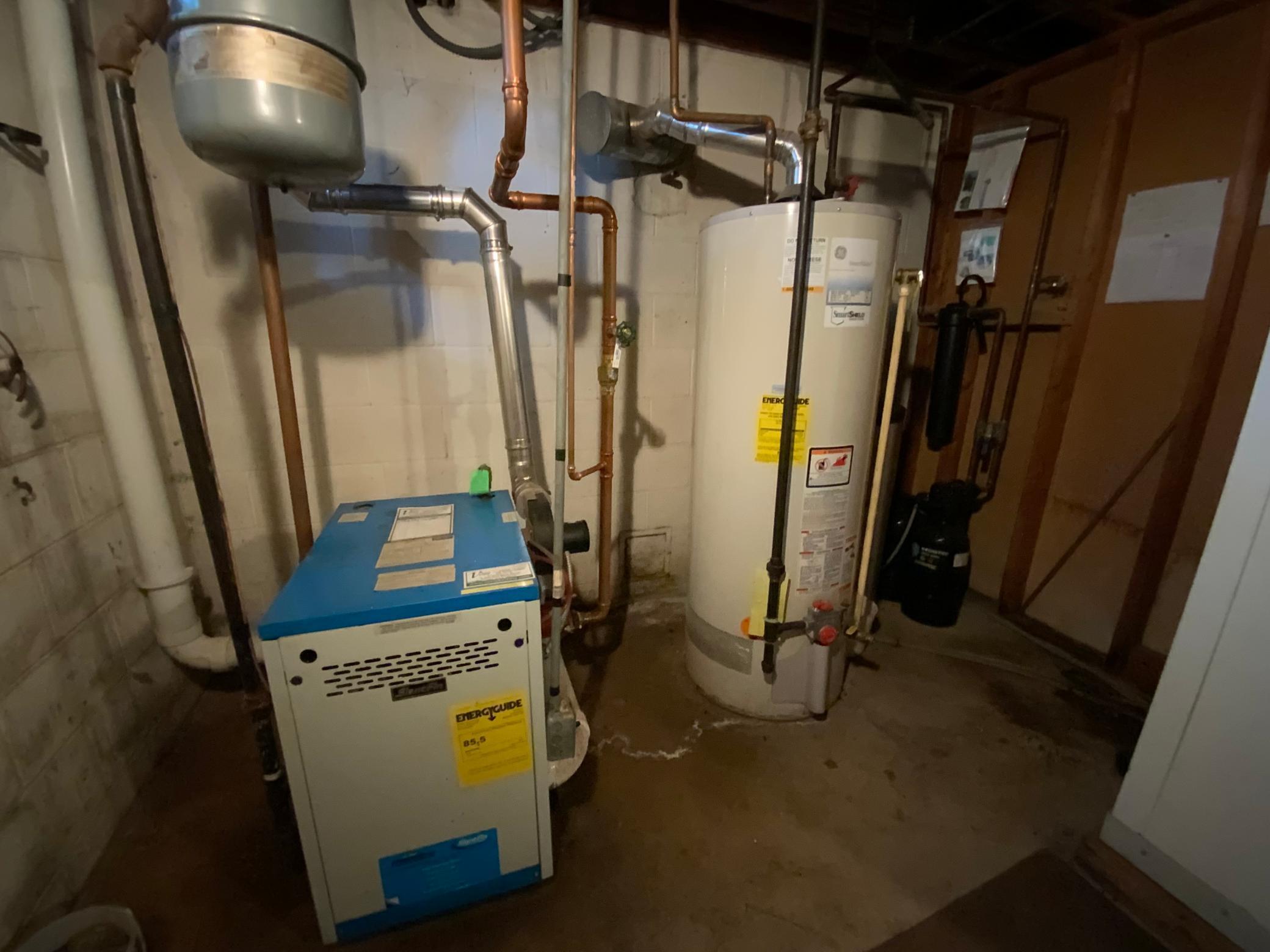 Mechanic room. Utilities have been recently maintained.