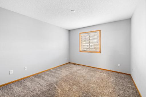 933 Countryside Road, Waconia, MN 55387