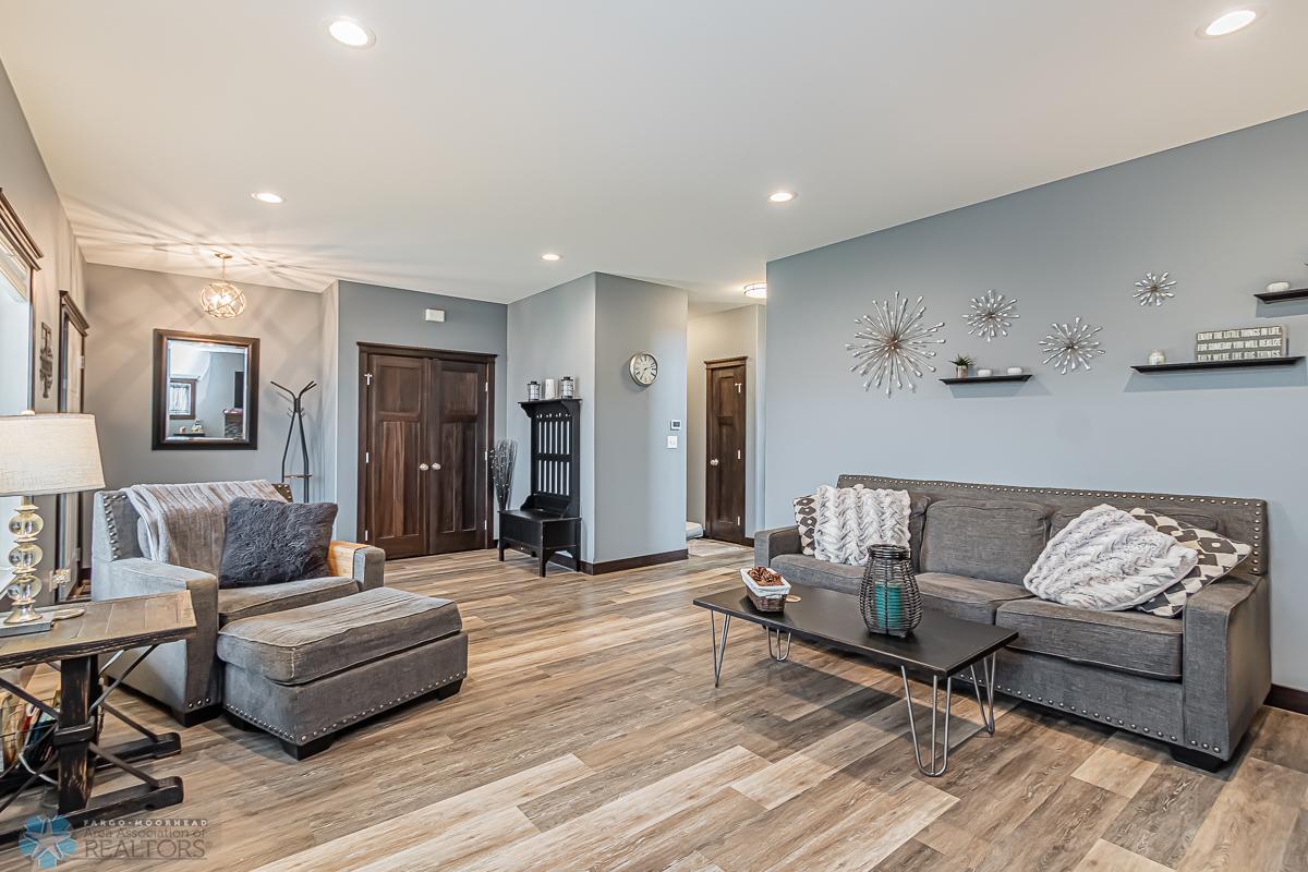 Living_Room_3.jpg
