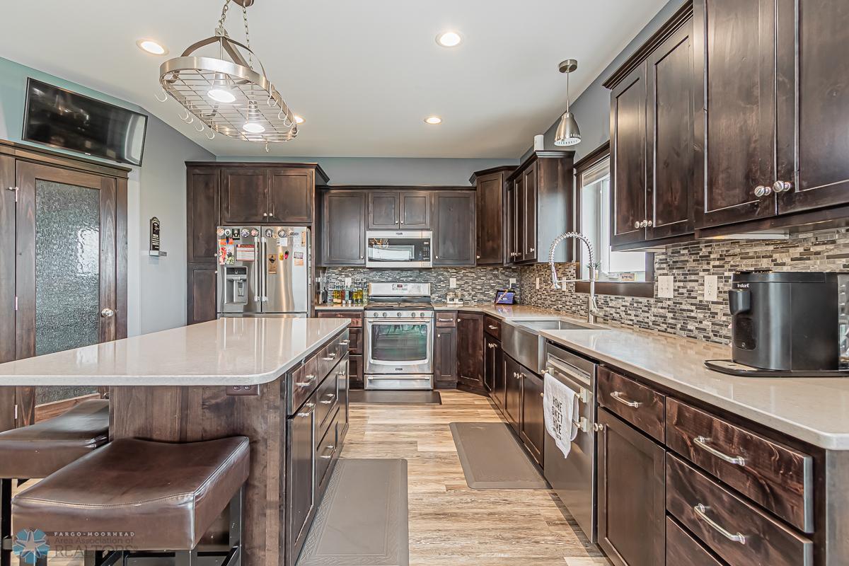 Kitchen_4.jpg