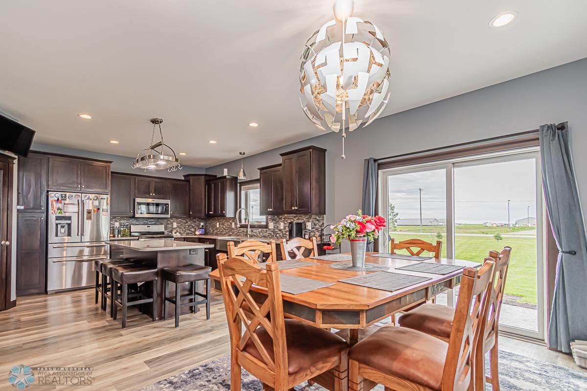 Dining_Room_2.jpg