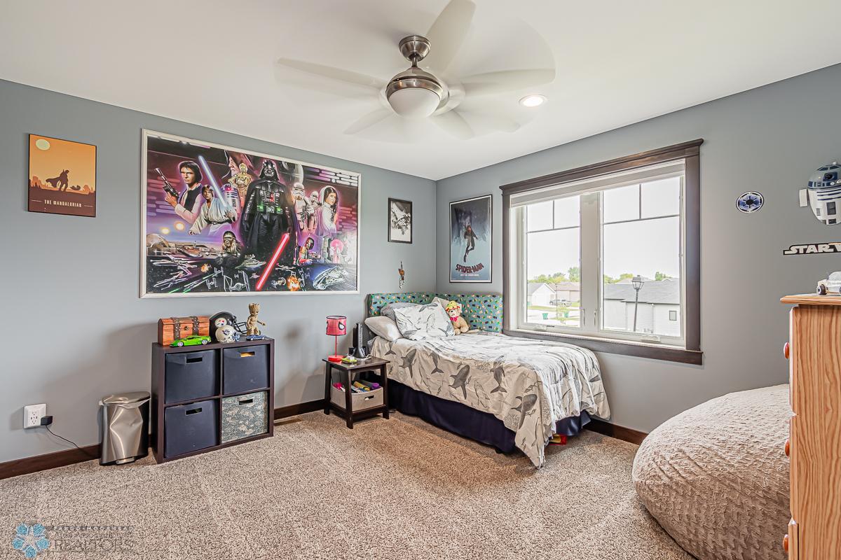 Bedroom3_1.jpg
