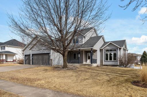 Welcome home. New garage doors have been installed.